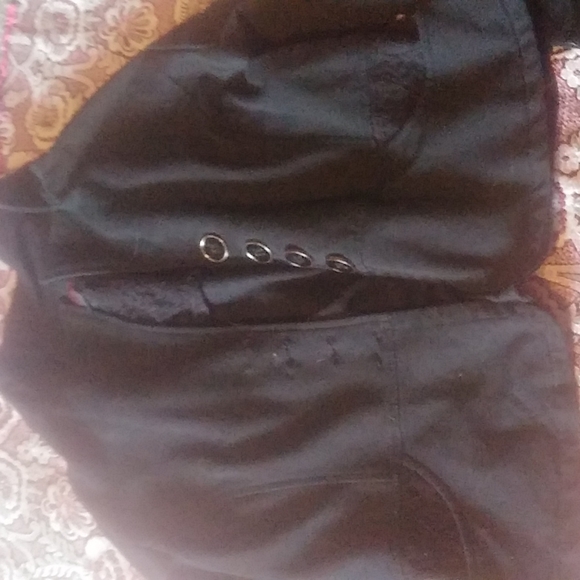 Black Lipstick jacket with lace pockets - Picture 2 of 4